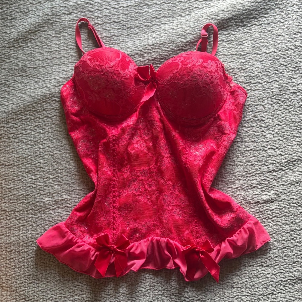 Native Intimates Red Lace Shimmer Camisole Padded Underwire Ruffle Corset 38C